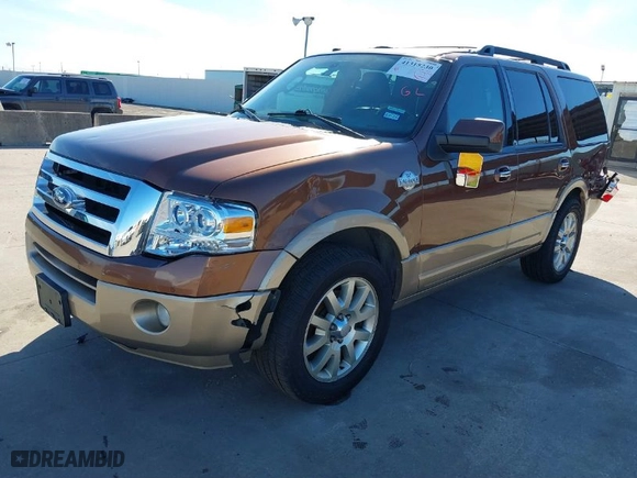 2012 Ford Expedition XLT with VIN 1FMJU1H52CEF24669, listed as a IAAI auction lot 41315230 with 175,399 mi miles. Bid and sale history available at carsss.com. Image 2.