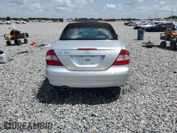 2008 Mercedes-Benz CLK 350 с VIN WDBTK56F68F234800, выставлен на аукционе Copart как лот 58632395 с пробегом Не указан миль и На запчасти • Non repairable. История ставок и продаж доступна на DreamBid. Изображение 6.