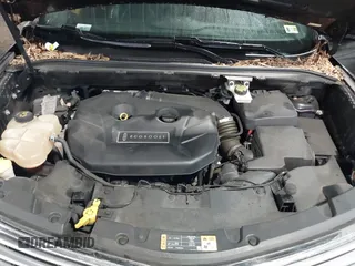 2015 Lincoln MKC with VIN 5LMCJ2A98FUJ17855, listed as a IAAI auction lot 41433416 with 113,070 mi miles. Bid and sale history available at carsss.com. Image 10.