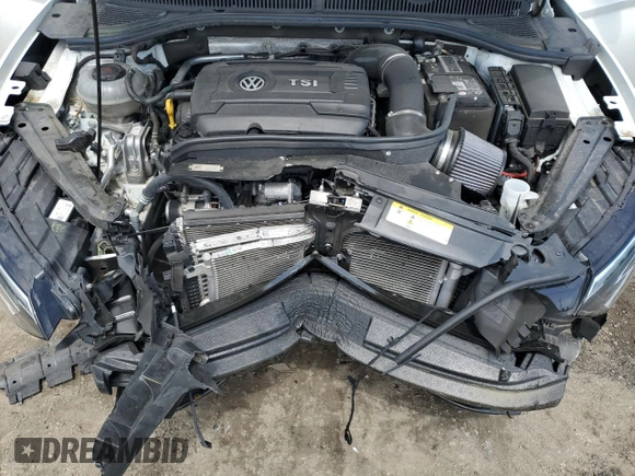 2022 Volkswagen Jetta GLI Autobahn z VIN 3VW2T7BU4NM017006, wystawiony jako Copart lot #55881285 z przebiegiem 52 828 mil mil oraz Szkoda całkowita • Salvage title. Historia ofert i sprzedaży dostępna na DreamBid. Obrazek 11.