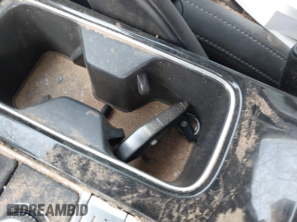 2024 Kia Telluride LX z VIN 5XYP2DGC8RG423352, wystawiony jako IAAI lot #41194764 z przebiegiem Nie podano mil oraz . Historia ofert i sprzedaży dostępna na DreamBid. Obrazek 11.