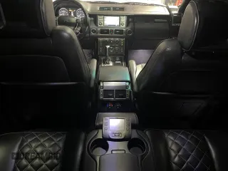 2011 Land Rover Range Rover SC z VIN SALMF1E46BA357805, wystawiony jako Copart lot #53585645 z przebiegiem 120 381 mil mil oraz Czysty tytuł • Clean title. Historia ofert i sprzedaży dostępna na DreamBid. Obrazek 9.
