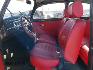 1967 Volkswagen Beetle with VIN 117142708, listed as a Copart auction lot 42380965 with 54,196 mi miles and Salvage Title. Bid and sale history available at DreamBid. Image 7.