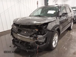 2017 Ford Explorer XLT z VIN 1FM5K8D84HGD50759, wystawiony jako IAAI lot #41707113 z przebiegiem 115 901 mil mil oraz . Historia ofert i sprzedaży dostępna na DreamBid. Obrazek 6.