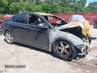 2014 Chevrolet Cruze 1LT with VIN 1G1PC5SB5E7447058, listed as a IAAI auction lot 42231694 with Not provided miles and . Bid and sale history available at DreamBid. Image 1.