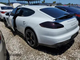 2016 Porsche Panamera GTS z VIN WP0AF2A71GL081996, wystawiony jako Copart lot #50049303 z przebiegiem 87 940 mil mil oraz . Historia ofert i sprzedaży dostępna na DreamBid. Obrazek 2.