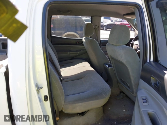 2008 Toyota Tacoma PreRunner with VIN 5TEJU62N38Z560157, listed as a IAAI auction lot 41608600 with 216,045 mi miles. Bid and sale history available at carsss.com. Image 8.
