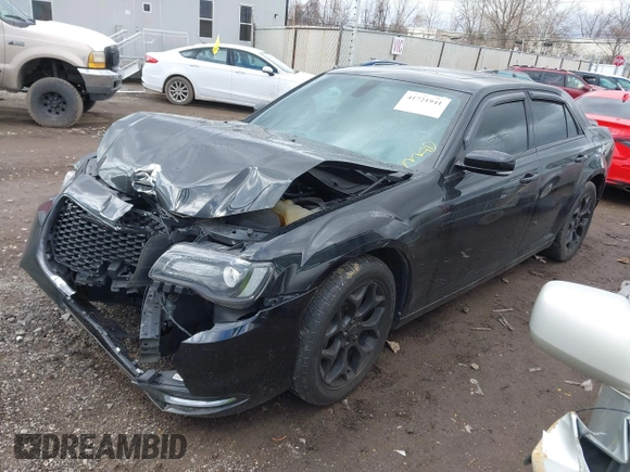 2015 Chrysler 300 with VIN 2C3CCAGGXFH831351, listed as a IAAI auction lot 41721941 with 106,577 mi miles. Bid and sale history available at carsss.com. Image 17.