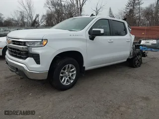 2022 Chevrolet Silverado 1500 LT with VIN 1GCPDKEK3NZ611703, listed as a IAAI auction lot 41298996 with 23,912 mi miles. Bid and sale history available at carsss.com. Image 17.