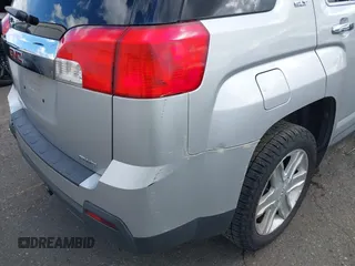2012 GMC Terrain SLT-1 z VIN 2GKFLVEK3C6187422, wystawiony jako IAAI lot #42115432 z przebiegiem 147 753 mil mil oraz . Historia ofert i sprzedaży dostępna na DreamBid. Obrazek 17.