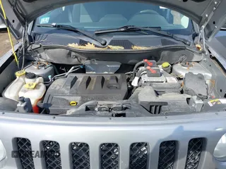 2014 Jeep Patriot Sport z VIN 1C4NJRBB5ED815798, wystawiony jako IAAI lot #41795546 z przebiegiem 106 875 mil mil oraz . Historia ofert i sprzedaży dostępna na DreamBid. Obrazek 10.