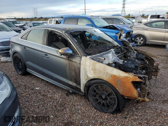 2015 Audi S3 z VIN WAUFFHFF9F1124920, wystawiony jako Copart lot #39576164 z przebiegiem Nie podano mil oraz Szkoda całkowita • Salvage title. Historia ofert i sprzedaży dostępna na DreamBid. Obrazek 4.