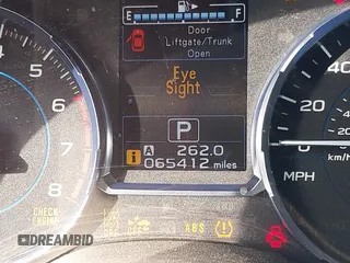 2018 Subaru Forester Premium with VIN JF2SJAGC0JH452501, listed as a IAAI auction lot 41871403 with 65,412 mi miles. Bid and sale history available at carsss.com. Image 15.