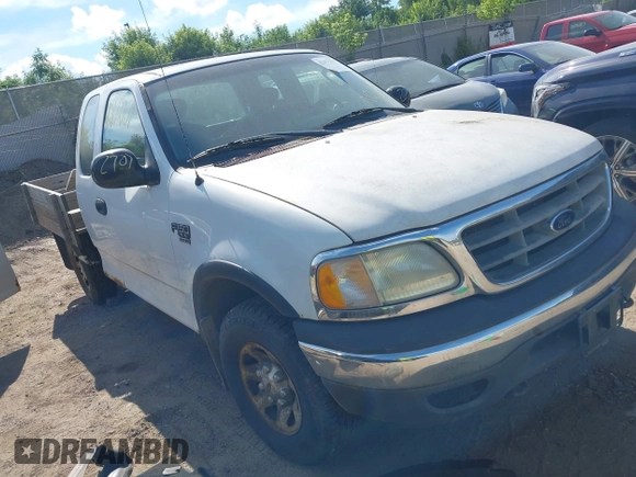 2002 Ford F-150 XL with VIN 2FTPX18L62CA81256, listed as a IAAI auction lot 42672707 with Not provided miles and . Bid and sale history available at DreamBid. Image 1.