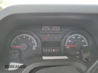 2016 Ford Econoline Commercial z VIN 1FDXE4FS6GDC19995, wystawiony jako Copart lot #55162035 z przebiegiem 241 783 mil mil oraz Tytuł czysty. Historia ofert i sprzedaży dostępna na DreamBid. Obrazek 9.