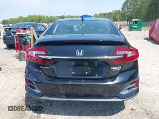 2018 Honda Clarity Plug-In Hybrid Touring with VIN JHMZC5F33JC011358, listed as a IAAI auction lot 42010720 with 61,366 mi miles. Bid and sale history available at carsss.com. Image 16.
