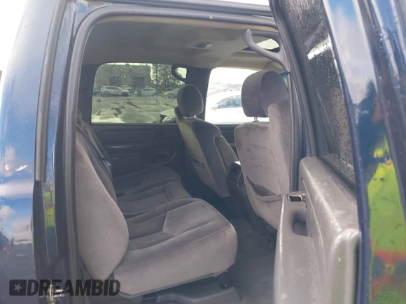 2006 GMC Sierra 1500 SLE1 z VIN 2GTEC13T561238691, wystawiony jako IAAI lot #41579152 z przebiegiem 147 026 mil mil oraz . Historia ofert i sprzedaży dostępna na DreamBid. Obrazek 8.