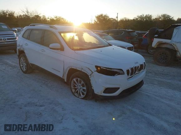 2019 Jeep Cherokee Latitude with VIN 1C4PJLCB1KD128463, listed as a IAAI auction lot 41813221 with 158,792 mi miles and . Bid and sale history available at carsss.com. Image 1.