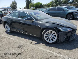 2018 Tesla Model S 75D с VIN 5YJSA1E24JF248762, выставлен на аукционе Copart как лот 61501075 с пробегом 63 802 миль миль и Списание • Salvage title. История ставок и продаж доступна на DreamBid. Изображение 4.