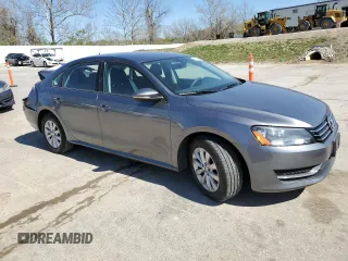 2012 Volkswagen Passat S with VIN 1VWAP7A32CC098725, listed as a Copart auction lot 53339555 with 119,084 mi miles and Salvage title. Bid and sale history available at DreamBid. Image 4.