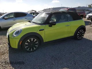 2022 MINI Convertible Cooper S z VIN WMW43DL03N3N79984, wystawiony jako Copart lot #55783695 z przebiegiem 45 833 mil mil oraz Szkoda całkowita • Salvage title. Historia ofert i sprzedaży dostępna na DreamBid. Obrazek 1.