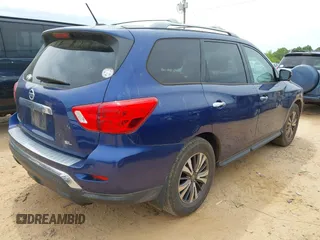 2017 Nissan Pathfinder S with VIN 5N1DR2MN5HC902786, listed as a IAAI auction lot 42042789 with 126,766 mi miles. Bid and sale history available at carsss.com. Image 4.