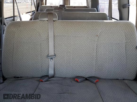 2008 Chevrolet Express Passenger with VIN 1GAHG39K581163150, listed as a Copart auction lot 83560444 with 103,807 mi miles and Salvage title. Bid and sale history available at DreamBid. Image 10.