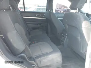 2018 Ford Explorer XLT z VIN 1FM5K7D84JGA81047, wystawiony jako IAAI lot #42216772 z przebiegiem 127 613 mil mil oraz . Historia ofert i sprzedaży dostępna na DreamBid. Obrazek 8.