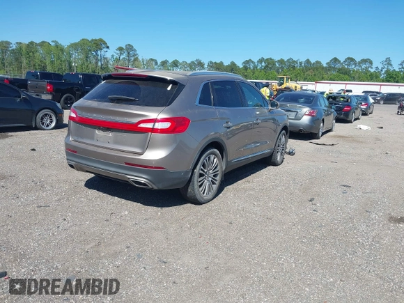 2018 Lincoln MKX Reserve with VIN 2LMPJ6LR1JBL30108, listed as a IAAI auction lot 42048591 with 80,555 mi miles. Bid and sale history available at carsss.com. Image 4.