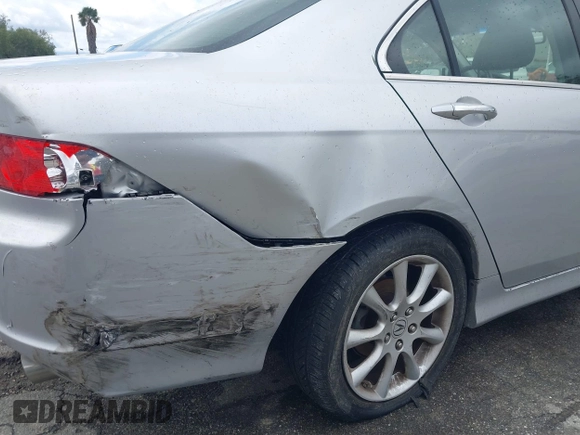 2008 Acura TSX Nav with VIN JH4CL96928C021522, listed as a IAAI auction lot 41782013 with 116,655 mi miles. Bid and sale history available at carsss.com. Image 6.
