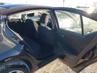 2019 Nissan Altima 2.5 S with VIN 1N4BL4BW5KC144319, listed as a IAAI auction lot 40689180 with 84,199 mi miles. Bid and sale history available at carsss.com. Image 8.