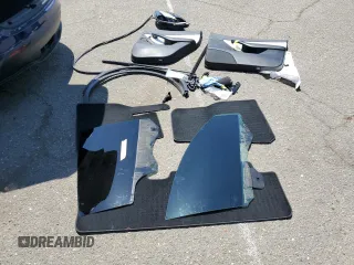 2021 Tesla Model Y Performance z VIN 5YJYGDEF0MF157795, wystawiony jako Copart lot #57163245 z przebiegiem 62 598 mil mil oraz Szkoda całkowita • Salvage title. Historia ofert i sprzedaży dostępna na DreamBid. Obrazek 12.