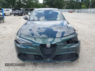 2020 Alfa Romeo Giulia Ti with VIN ZARFANBN5L7629963, listed as a Copart auction lot 60471274 with 35,827 mi miles and Salvage Title. Bid and sale history available at carsss.com. Image 5.