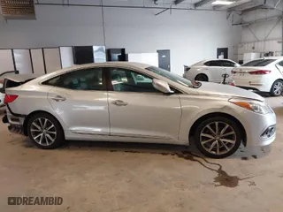 2017 Hyundai Azera with VIN KMHFG4JG7HA572726, listed as a IAAI auction lot 39691285 with 100,092 mi miles. Bid and sale history available at carsss.com. Image 14.