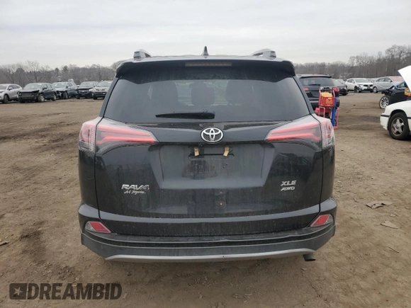 2018 Toyota RAV4 XLE with VIN 2T3RFREV0JW829291, listed as a Copart auction lot 47640525 with 115,633 mi miles and Salvage Title. Bid and sale history available at carsss.com. Image 6.