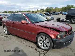 2001 BMW 3 Series 325Ci with VIN WBABN33441JW47519, listed as a Copart auction lot 70781094 with 147,819 mi miles and Salvage Title. Bid and sale history available at carsss.com. Image 4.