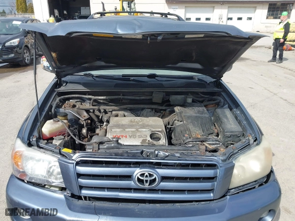 2006 Toyota Highlander w/3rd Row with VIN JTEEP21A160163829, listed as a IAAI auction lot 41889666 with 212,744 mi miles. Bid and sale history available at carsss.com. Image 10.