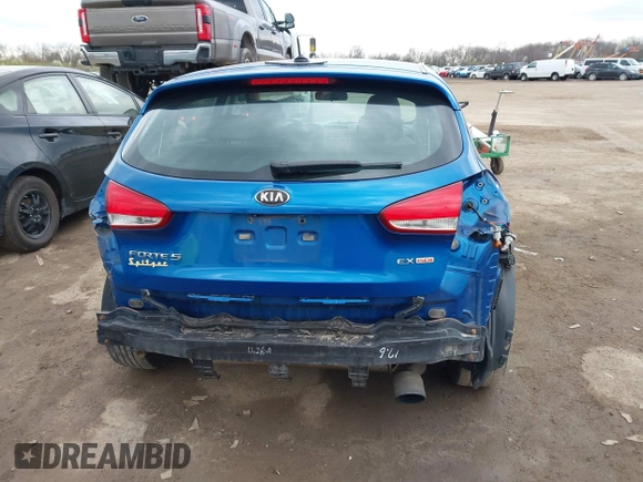 2015 Kia Forte 5-Door EX with VIN KNAFX5A85F5304442, listed as a IAAI auction lot 41886814 with 111,564 mi miles. Bid and sale history available at carsss.com. Image 17.
