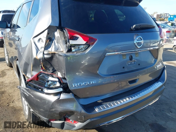 2019 Nissan Rogue SV with VIN KNMAT2MTXKP549372, listed as a IAAI auction lot 41882401 with 41,027 mi miles. Bid and sale history available at carsss.com. Image 18.
