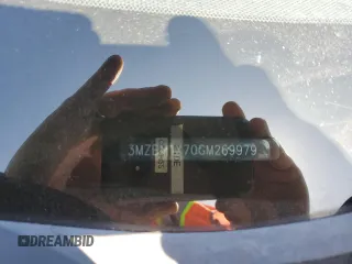 2016 Mazda 3 i Grand Touring z VIN 3MZBM1X70GM269979, wystawiony jako Copart lot #53319895 z przebiegiem 188 898 mil mil oraz Szkoda całkowita • Salvage title. Historia ofert i sprzedaży dostępna na DreamBid. Obrazek 12.