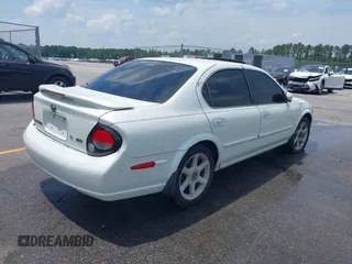 2000 Nissan Maxima GXE z VIN JN1CA31D6YT542083, wystawiony jako IAAI lot #42306685 z przebiegiem 296 613 mil mil oraz . Historia ofert i sprzedaży dostępna na DreamBid. Obrazek 4.