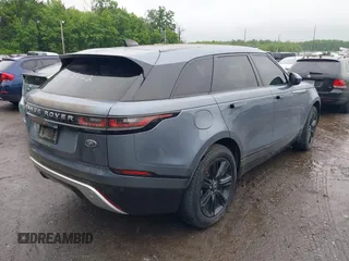 2020 Land Rover Range Rover Velar S with VIN SALYB2EXXLA275509, listed as a IAAI auction lot 39166336 with 37,375 mi miles and . Bid and sale history available at DreamBid. Image 4.