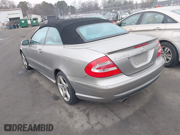2005 Mercedes-Benz CLK 500 with VIN WDBTK75GX5T045909, listed as a IAAI auction lot 41173758 with 195,597 mi miles and . Bid and sale history available at DreamBid. Image 3.