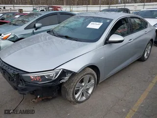 2018 Buick Regal Sportback Preferred with VIN W04GL6SX8J1096744, listed as a IAAI auction lot 40855685 with 192,356 mi miles. Bid and sale history available at carsss.com. Image 19.