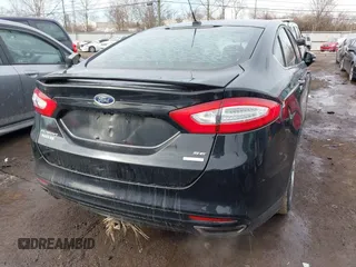 2016 Ford Fusion SE with VIN 3FA6P0T98GR367292, listed as a IAAI auction lot 41617850 with 165,518 mi miles and . Bid and sale history available at DreamBid. Image 17.