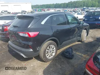 2022 Ford Escape SE Hybrid with VIN 1FMCU9BZ8NUB28239, listed as a IAAI auction lot 42153131 with 64,000 mi miles and . Bid and sale history available at DreamBid. Image 4.