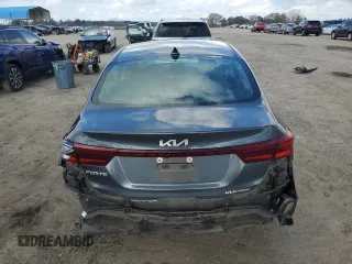 2024 Kia Forte LXS with VIN 3KPF24ADXRE742374, listed as a Copart auction lot 87043894 with 19,639 mi miles and Salvage Title. Bid and sale history available at carsss.com. Image 6.