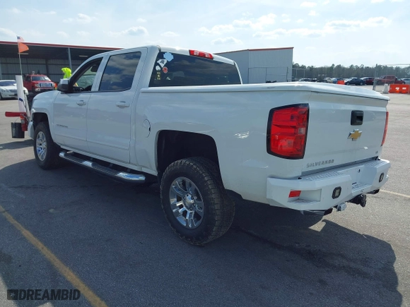 2015 Chevrolet Silverado 1500 LT with VIN 3GCUKREC9FG190338, listed as a IAAI auction lot 41793915 with 116,558 mi miles. Bid and sale history available at carsss.com. Image 3.