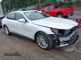 2024 BMW 5 Series 530i xDrive z VIN WBA53FJ03RCP97156, wystawiony jako IAAI lot #42718766 z przebiegiem 34 741 mil mil oraz . Historia ofert i sprzedaży dostępna na DreamBid. Obrazek 1.
