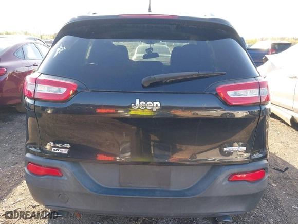2014 Jeep Cherokee Latitude with VIN 1C4PJMCS2EW124467, listed as a IAAI auction lot 41944747 with 132,890 mi miles. Bid and sale history available at carsss.com. Image 16.